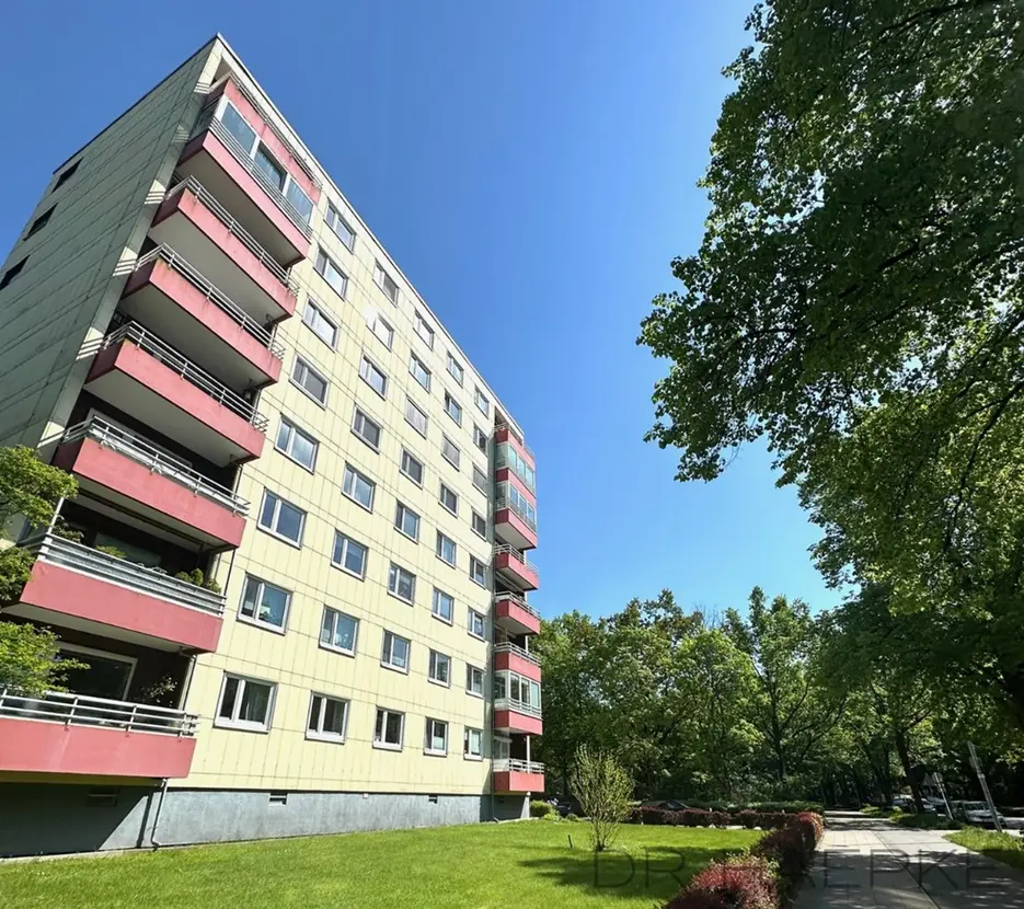 1d6e70c0-e3c7-4c5f-8c44-939e85d9514a-1809026281