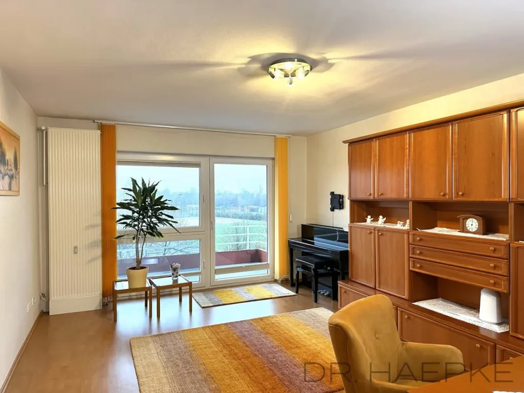 33f934a1-40f0-42f0-9c20-22ea9e7de8d6-1809031950