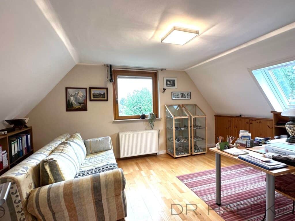 8d448ef6-84d9-415b-bd54-74a974040c88