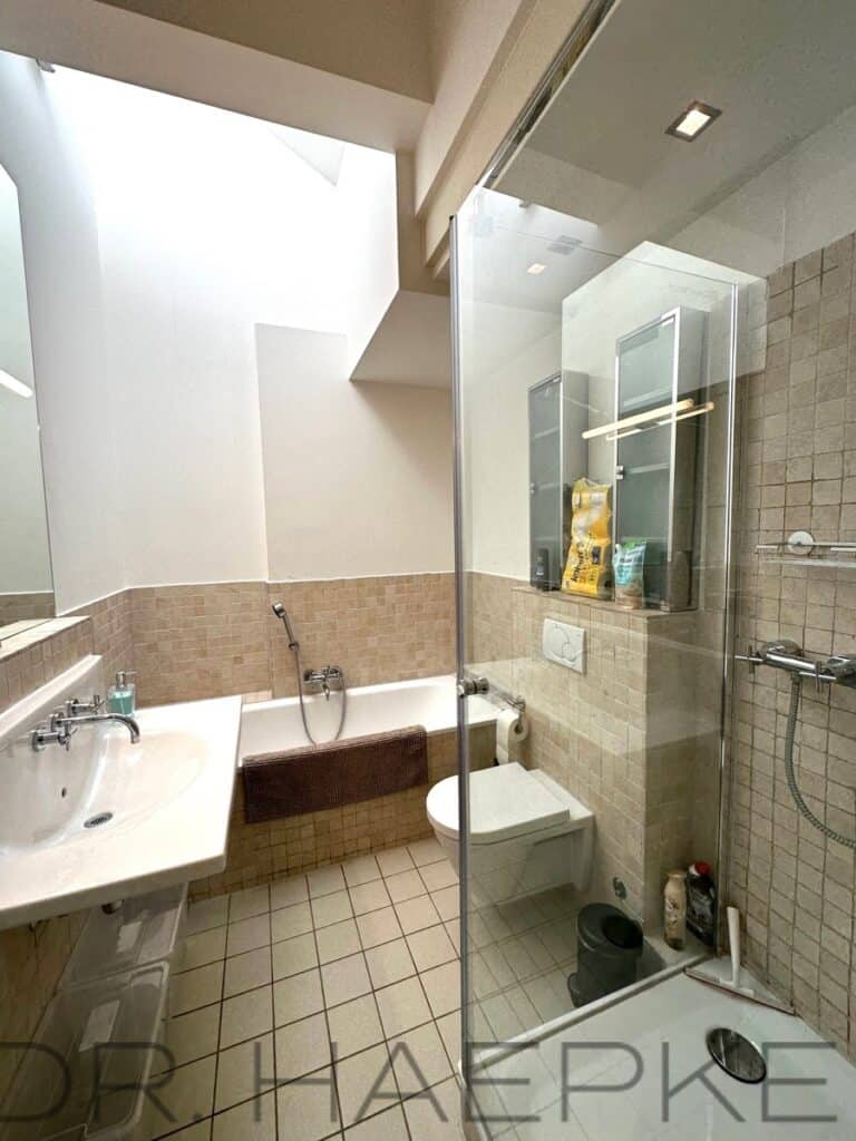 c6baf1c1-1875-40de-9ee2-e1e94ff09206