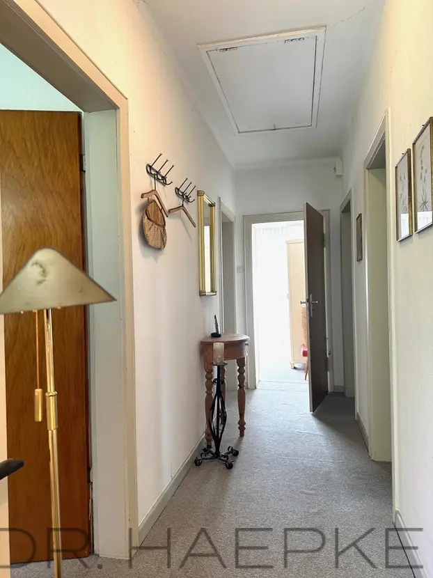 5ccc81c9-0470-4949-a602-75ef73440716-1820901179