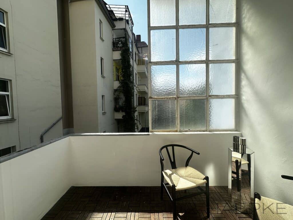 Zweiter Balkon