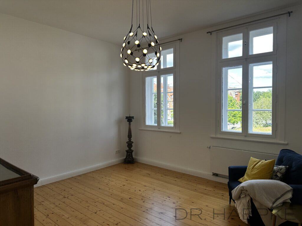 Zweites großes Schlafzimmer